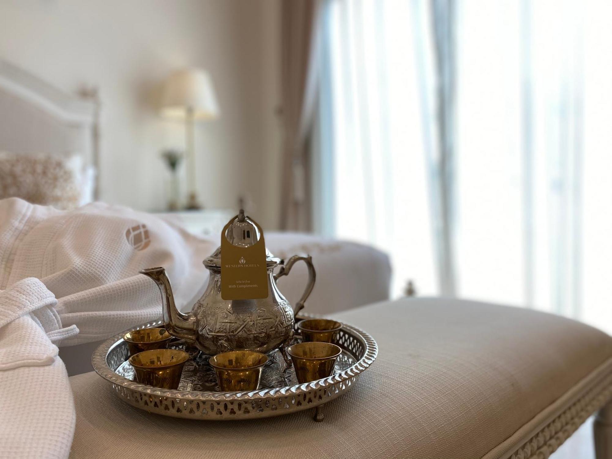 Western Hotel - Madīnat Zāyid Extérieur photo